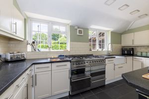 Photo 25- click for photo gallery